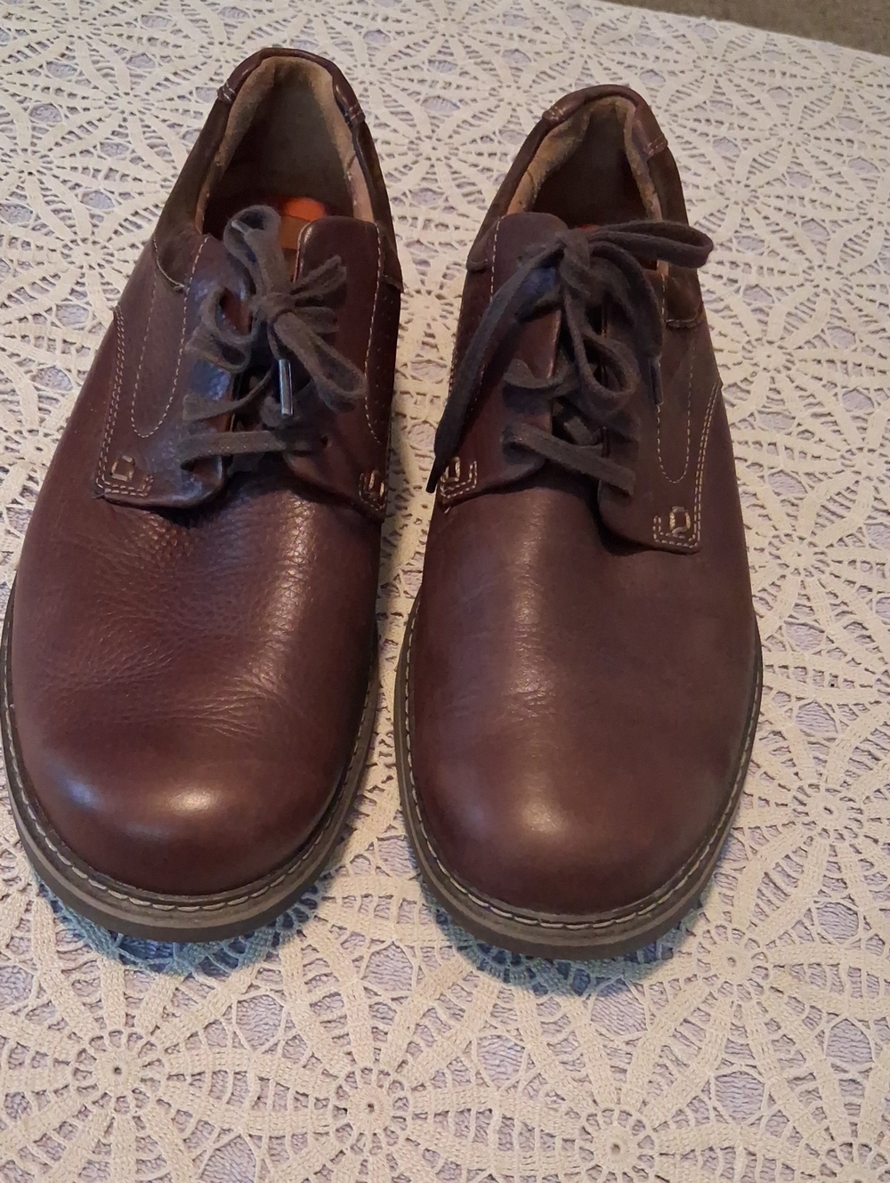 Clarks Men's Brown Leather Lace-Up Chukka Boots